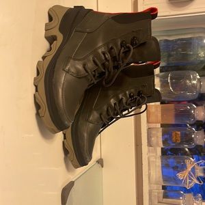 Sorel brex boots size 7.5